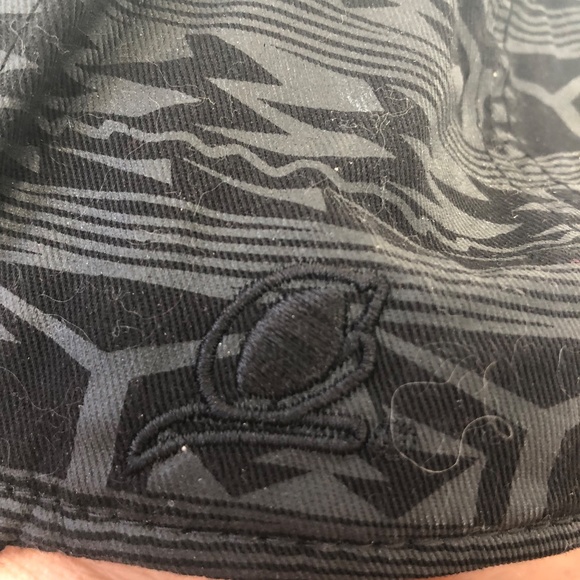 Original Chuck Hat / Cap - Picture 8 of 9